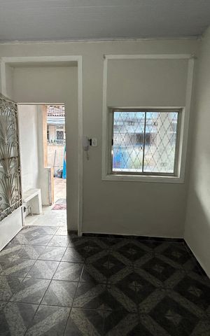 Casa para alugar com 70m², 2 quartos e sem vagaSala