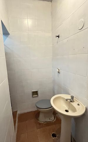 Casa para alugar com 70m², 2 quartos e sem vagaBanheiro