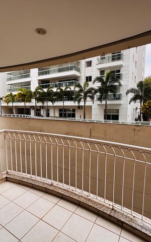 Apartamento à venda com 78m², 3 quartos e 2 vagas Apartamento à venda com 78m², 3 quartos e 2 vagasSacada sala