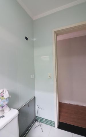 Casa à venda com 238m², 2 quartos e 2 vagasBanheiro Social