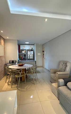 Apartamento à venda com 80m², 3 quartos e 1 vaga Apartamento à venda com 80m², 3 quartos e 1 vagaSala