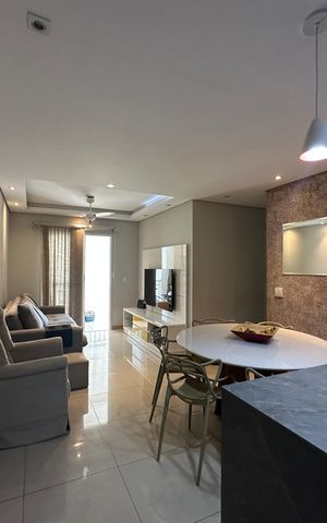 Apartamento à venda com 80m², 3 quartos e 1 vaga Apartamento à venda com 80m², 3 quartos e 1 vagaSala