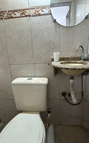 Casa para alugar com 120m², 2 quartos e sem vagaLavabo