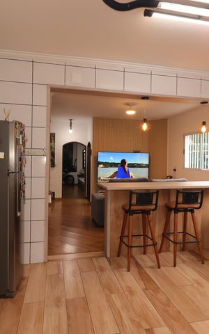 Casa para alugar com 215m², 4 quartos e 2 vagasCozinha