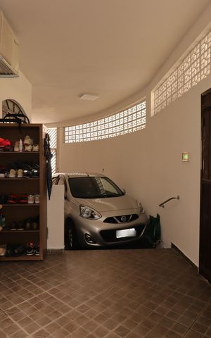 Casa para alugar com 215m², 4 quartos e 2 vagasEntrada