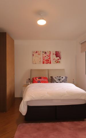 Casa para alugar com 215m², 4 quartos e 2 vagasSuíte