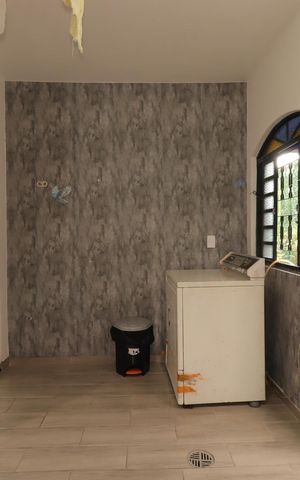 Casa para alugar com 215m², 4 quartos e 2 vagasÁrea de Serviço