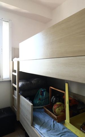Apartamento à venda com 75m², 3 quartos e 2 vagasQuarto 2