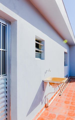 Casa para alugar com 60m², 1 quarto e 1 vagaVaranda e Área de Serviço