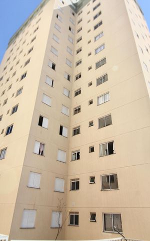 Apartamento para alugar com 49m², 2 quartos e sem vaga Apartamento para alugar com 49m², 2 quartos e sem vagaFachada
