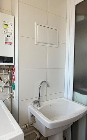 Apartamento à venda com 45m², 2 quartos e 1 vaga Apartamento à venda com 45m², 2 quartos e 1 vagaÁrea de serviço