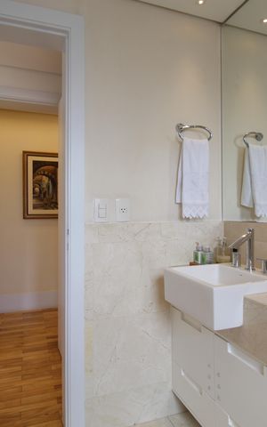 Apartamento à venda com 298m², 3 quartos e 5 vagasBanheiro da Suíte 1
