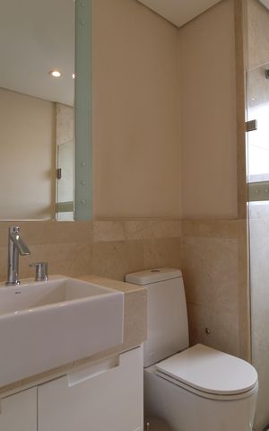 Apartamento à venda com 298m², 3 quartos e 5 vagasBanheiro da Suíte 1