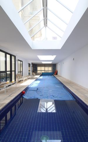 Apartamento à venda com 298m², 3 quartos e 5 vagasÁrea Comum - Piscina