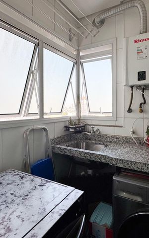 Apartamento à venda com 91m², 3 quartos e 2 vagas Apartamento à venda com 91m², 3 quartos e 2 vagasÁrea de Serviço