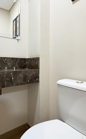 Apartamento à venda com 91m², 3 quartos e 2 vagas Apartamento à venda com 91m², 3 quartos e 2 vagasLavabo
