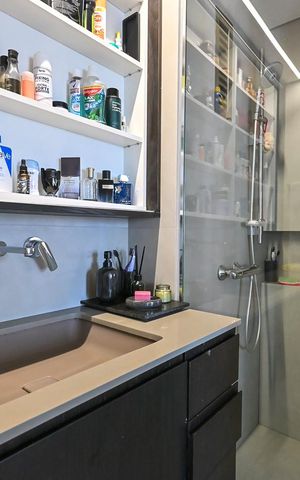 Apartamento à venda com 72m², 1 quarto e 1 vagaBanheiro