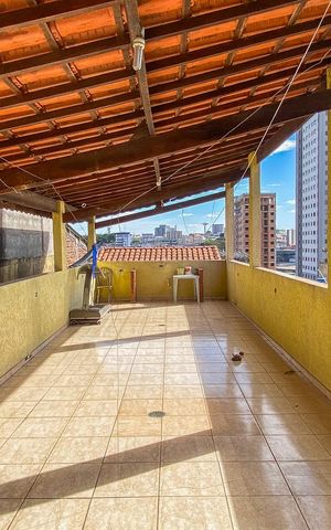 Casa para alugar com 140m², 4 quartos e 4 vagas Casa para alugar com 140m², 4 quartos e 4 vagasVaranda