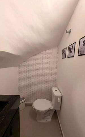 Casa para alugar com 67m², 2 quartos e 1 vaga Casa para alugar com 67m², 2 quartos e 1 vagaBanheiro