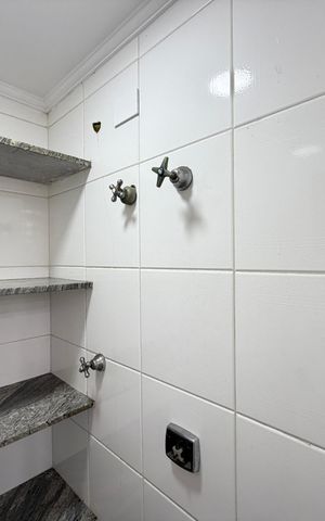 Apartamento à venda com 97m², 3 quartos e 1 vagaBanheiro de serviço