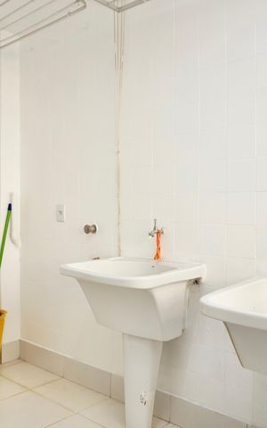 Apartamento para alugar com 320m², 4 quartos e 4 vagas Apartamento para alugar com 320m², 4 quartos e 4 vagasÁrea de Serviço