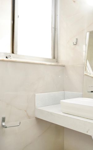 Apartamento para alugar com 320m², 4 quartos e 4 vagas Apartamento para alugar com 320m², 4 quartos e 4 vagasSuíte 1 - Banheiro