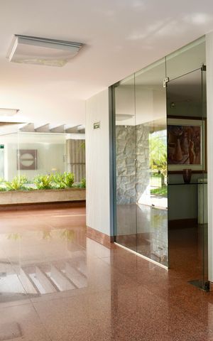 Apartamento para alugar com 320m², 4 quartos e 4 vagas Apartamento para alugar com 320m², 4 quartos e 4 vagasHall de entrada