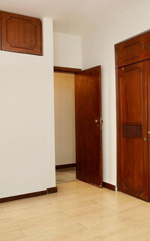 Apartamento para alugar com 320m², 4 quartos e 4 vagas Apartamento para alugar com 320m², 4 quartos e 4 vagasSuíte 2