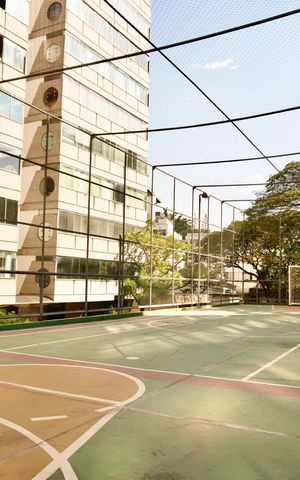 Apartamento para alugar com 320m², 4 quartos e 4 vagas Apartamento para alugar com 320m², 4 quartos e 4 vagasÁrea comum - Quadra