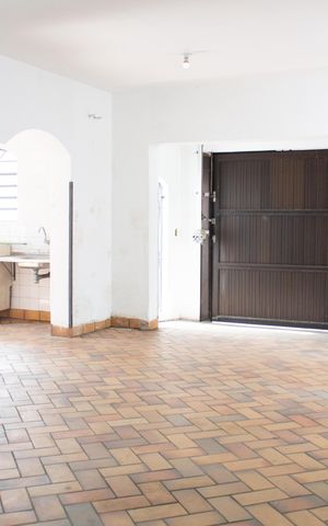 Casa para alugar com 400m², 4 quartos e 4 vagas Casa para alugar com 400m², 4 quartos e 4 vagasGaragem