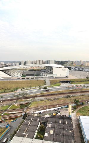 Apartamento à venda com 42m², 2 quartos e 1 vaga Apartamento à venda com 42m², 2 quartos e 1 vagaVista da varanda