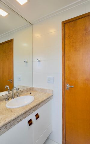 Apartamento à venda com 142m², 3 quartos e 2 vagas Apartamento à venda com 142m², 3 quartos e 2 vagasBanheiro 3