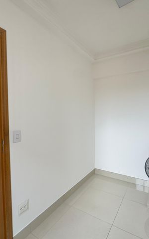 Apartamento à venda com 142m², 3 quartos e 2 vagas Apartamento à venda com 142m², 3 quartos e 2 vagasDespensa