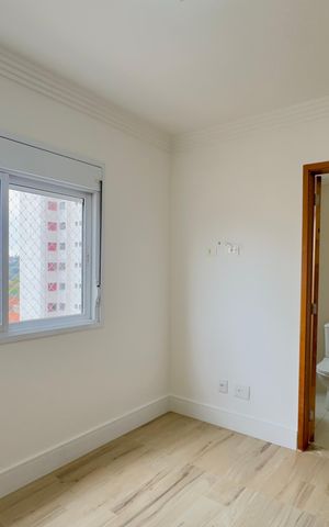 Apartamento à venda com 142m², 3 quartos e 2 vagas Apartamento à venda com 142m², 3 quartos e 2 vagasQuarto 1