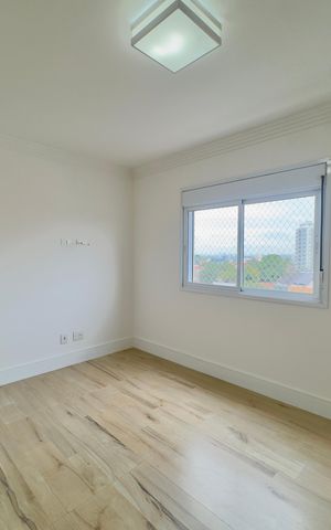 Apartamento à venda com 142m², 3 quartos e 2 vagas Apartamento à venda com 142m², 3 quartos e 2 vagasQuarto 3