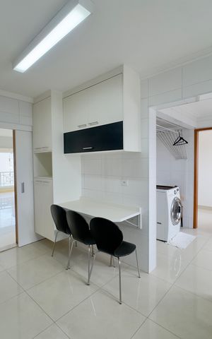 Apartamento à venda com 142m², 3 quartos e 2 vagas Apartamento à venda com 142m², 3 quartos e 2 vagasCozinha