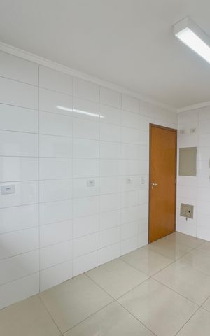 Apartamento à venda com 142m², 3 quartos e 2 vagas Apartamento à venda com 142m², 3 quartos e 2 vagasCozinha