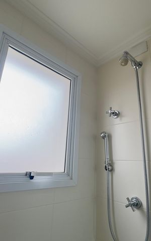 Apartamento à venda com 142m², 3 quartos e 2 vagas Apartamento à venda com 142m², 3 quartos e 2 vagasBanheiro 1