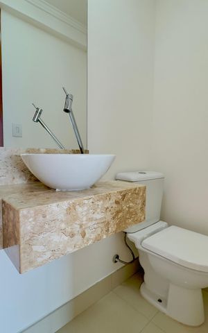 Apartamento à venda com 142m², 3 quartos e 2 vagas Apartamento à venda com 142m², 3 quartos e 2 vagasBanheiro 4