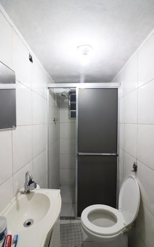 Casa à venda com 75m², 4 quartos e 1 vagaBanheiro Social Casa 2