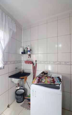 Casa à venda com 75m², 4 quartos e 1 vagaSala/Cozinha