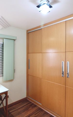 Apartamento à venda com 77m², 3 quartos e 2 vagas Apartamento à venda com 77m², 3 quartos e 2 vagasEscritório