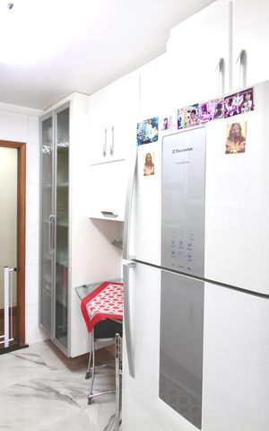 Apartamento à venda com 77m², 3 quartos e 2 vagas Apartamento à venda com 77m², 3 quartos e 2 vagasCozinha