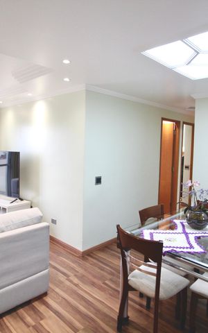 Apartamento à venda com 77m², 3 quartos e 2 vagas Apartamento à venda com 77m², 3 quartos e 2 vagasSala de jantar