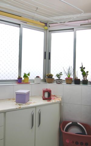 Apartamento à venda com 77m², 3 quartos e 2 vagas Apartamento à venda com 77m², 3 quartos e 2 vagasÁrea de serviço