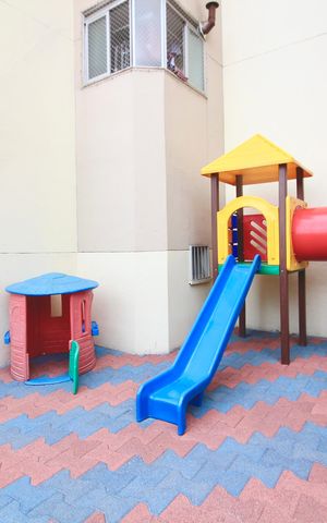 Apartamento à venda com 77m², 3 quartos e 2 vagas Apartamento à venda com 77m², 3 quartos e 2 vagasÁrea comum - Playground