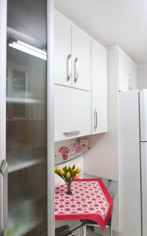 Apartamento à venda com 77m², 3 quartos e 2 vagas Apartamento à venda com 77m², 3 quartos e 2 vagasCozinha