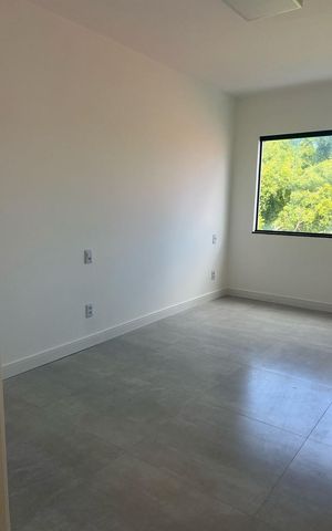 Casa à venda com 230m², 3 quartos e 2 vagas Casa à venda com 230m², 3 quartos e 2 vagasQuarto