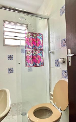 Casa para alugar com 133m², 3 quartos e 2 vagasBanheiro Social