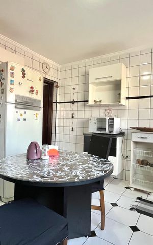 Casa para alugar com 133m², 3 quartos e 2 vagasCozinha